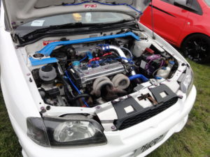 Toyota Starlet Glanza V